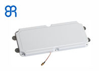 UHF RFID Portalı Dar Işınlı Anten / Yönlü RFID Anten Boyutu 130 × 335 × 17.55MM